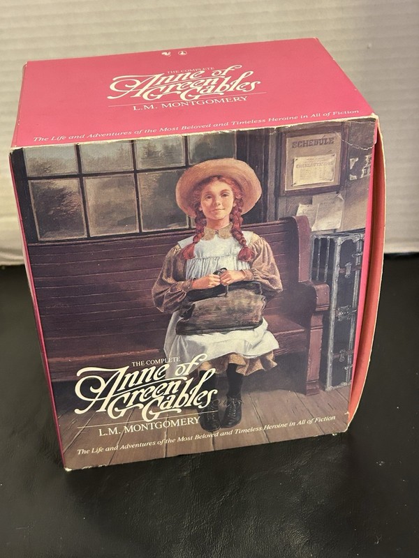 Anne of Green Gables LM Montgomery The Complete 8-Book Paperback Boxed Set