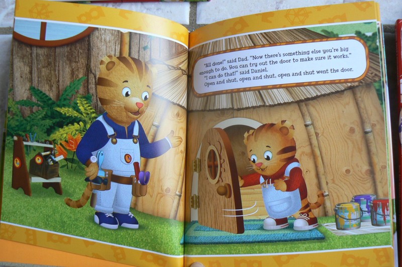 6 Daniel Tiger's Neighborhood,Welcome,Big,Snow,Baby,Special,Nighttime HC LN gallery