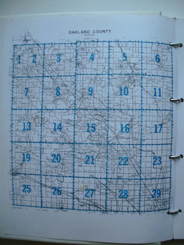 Michigan GREATER COUNTY BOOK MAP - 1998 Oakland & Genesee with 110 pages of Maps gallery