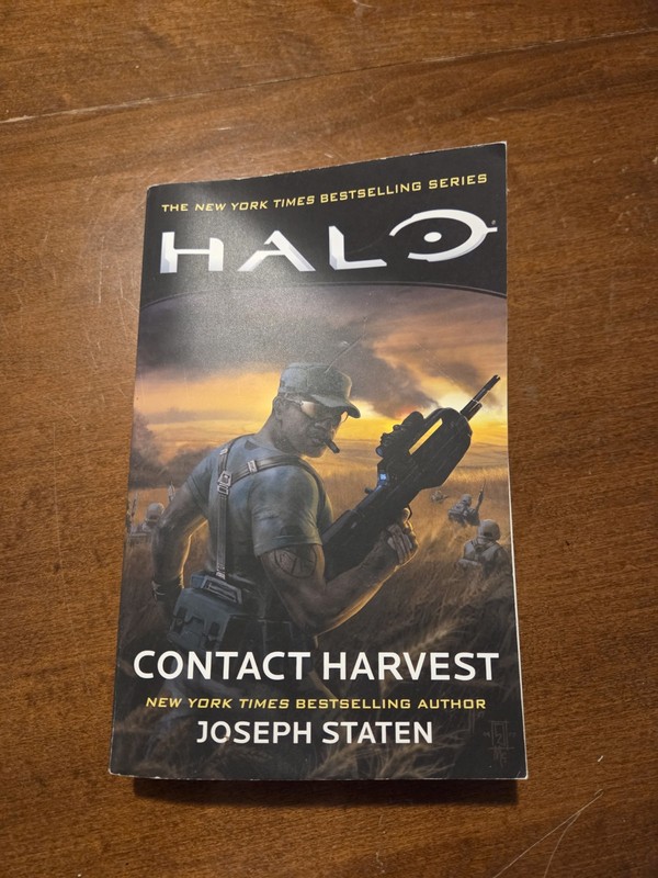 Halo: Contact Harvest (Halo Series Book 5) by Joseph Staten, Paperback