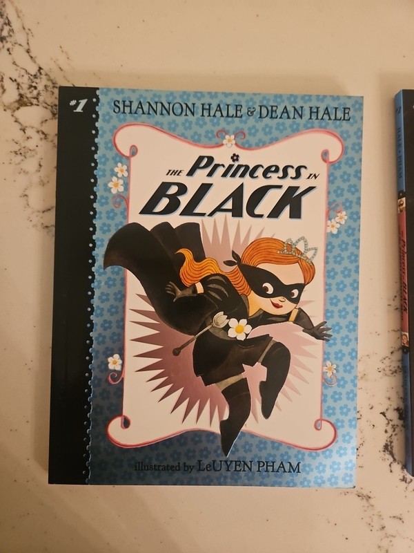 THE PRINCESS IN BLACK CHAPTER Lot Of 3 BOOKS #1-3 BY SHANNON HALE AGES 5-9 gallery