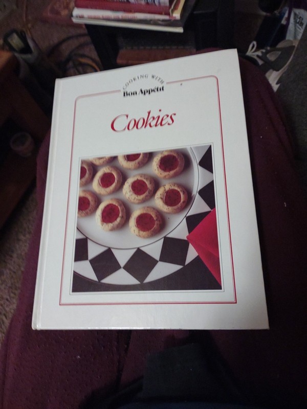Cookies by Bon Appétit Magazine Editors (1987, Hardcover) 115 Pages VGC Clean