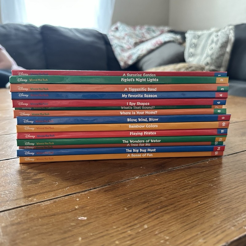 Winnie the Pooh Its Fun To Learn Childrens Book Set of 14 Vintage 2003 Disney