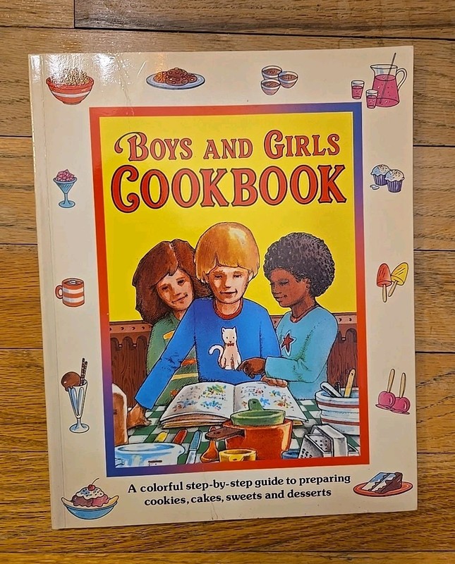 1985 «Boys and Girls Cookbook» by S.J.A de Villiers, Fun to Cook