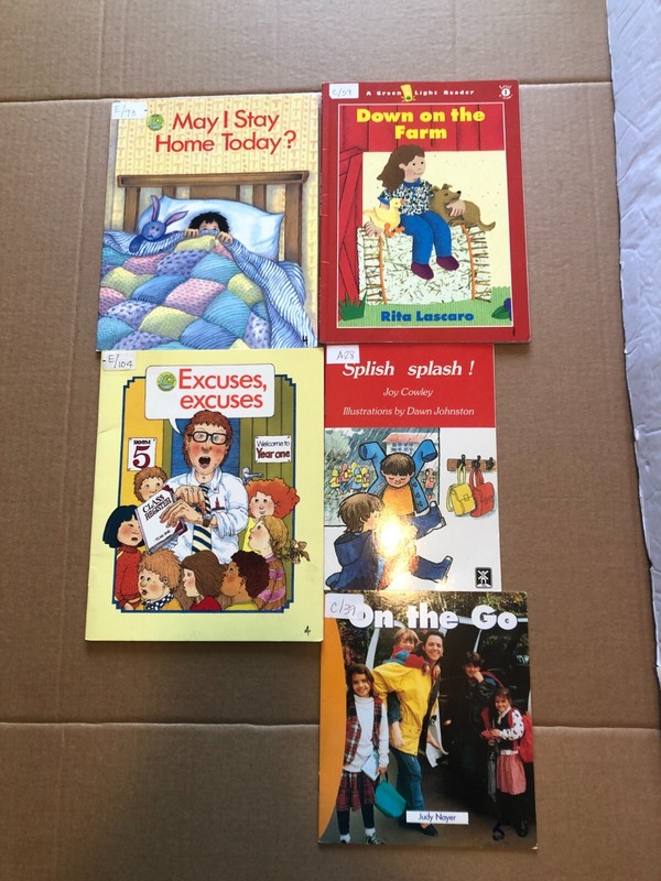 Lot 5 Mixed First Time Learning to Read Books Homeschool Grades K-1