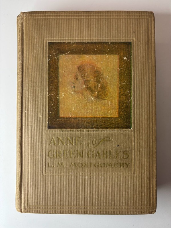 lot of 3 L.M. Montgomery books: Anne of Green Gables, Avonlea, Chronicles gallery