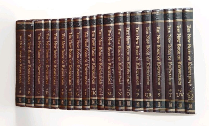 The New Book Of Knowledge Scholastic Encyclopedia Book 20 volume Set 2006
