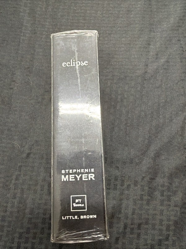 Twilight Eclipse Stephenie Meyer 1st Collectors Edition HC w Slipcase Sealed gallery