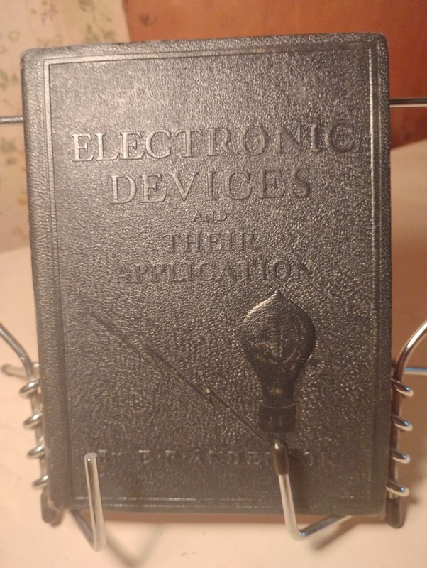 1942 Audels Electronic Devices & Application WWII Era Vacuum Tubes Photoelectric