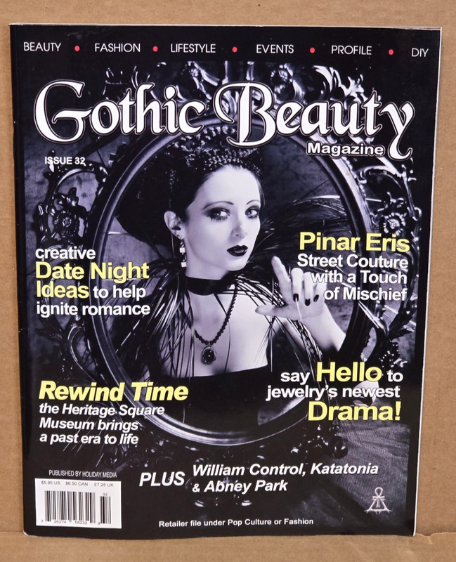 Gothic Beauty Magazine #32