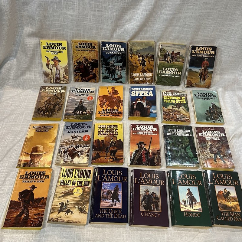 Vintage Louis L’Amour LOT of 24 Western Paperback Books