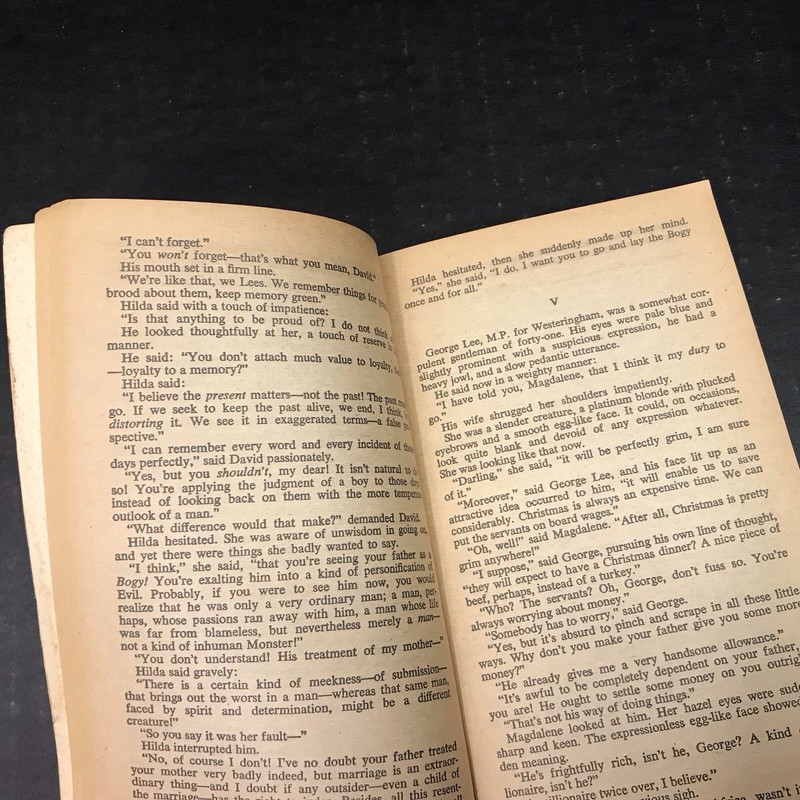 Agatha Christie A Holiday For Murder 1973 Bantam Paperback gallery