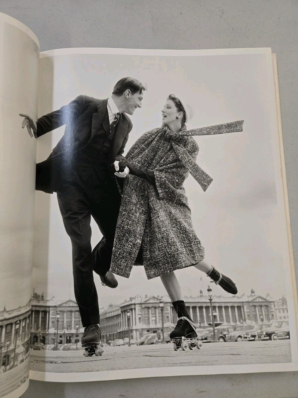 Woman in the Mirror by Anne Hollander and Richard Avedon (2005, Hardcover) gallery