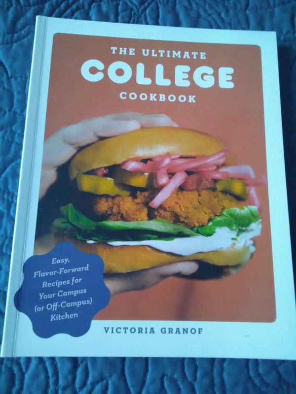 The Ultimate College Cookbook, By Victoria Granof – NEW