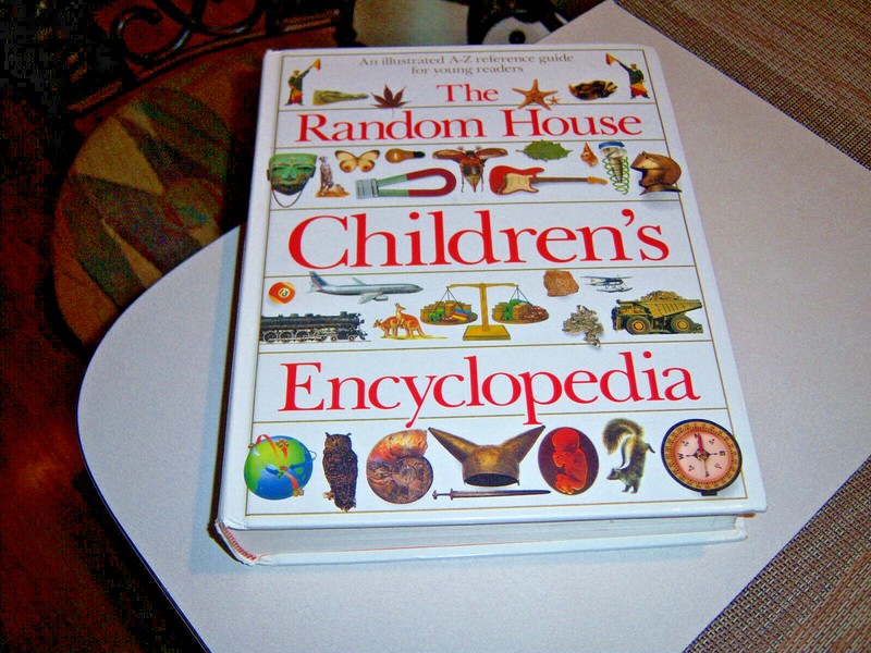 The Random House Children’s Encyclopedia ~ Randon House New York – Toronto