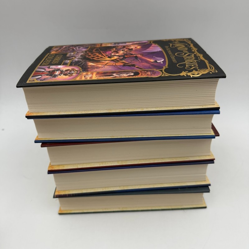 Land of Stories Hardcover Gift Set by Chris Colfer (2016, Hardcover) Vol. 1-5 gallery