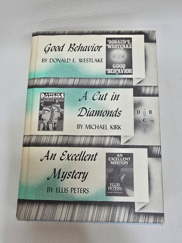 Vintage Lot of 5 1980's Detective Book Club 3-in-1 Mystery Novels Hardbacks gallery
