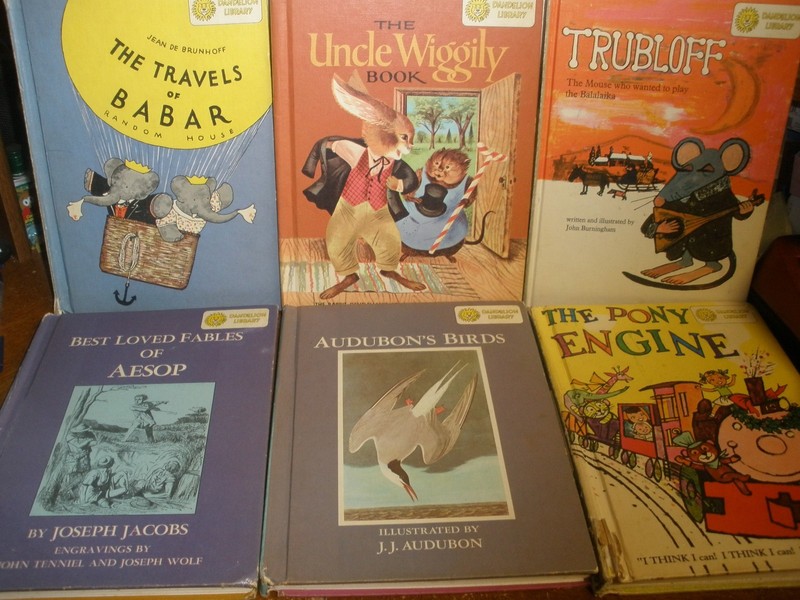 Lot of 13 Vintage 2 in 1 Dandelion Library Books HC 26 stories gallery