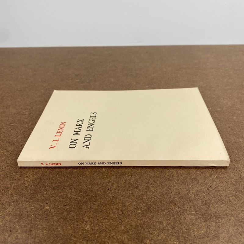 Lenin: On Marx And Engels Softcover Book Communism 1975 1st Edition Peking gallery