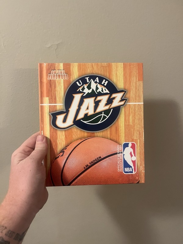 Utah Jazz On The Hardwood NBA Basketball Book