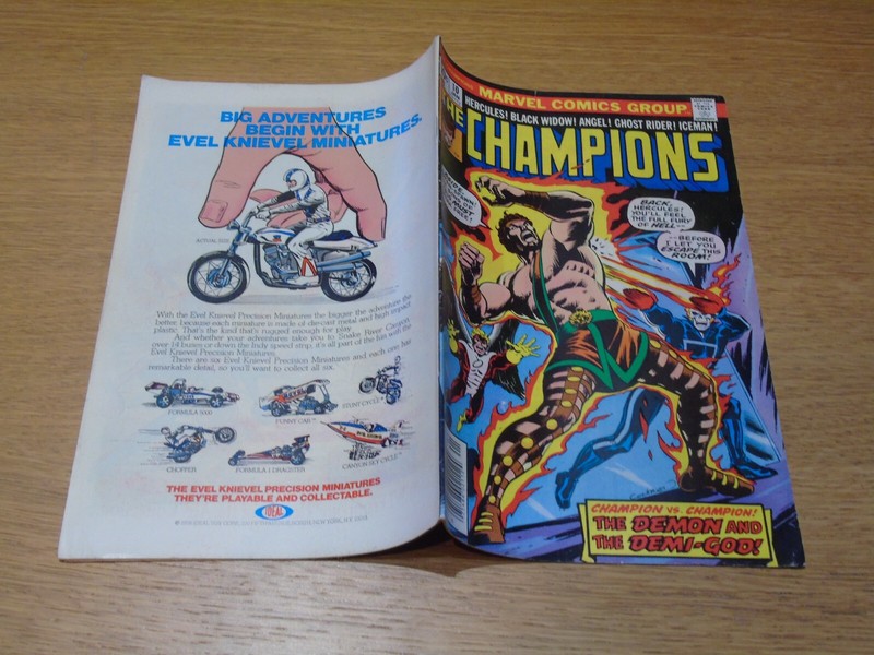 THE CHAMPIONS Comic - Vol 1 - No 10 - Date 01/1977 - Marvel Comics 30 cent cover gallery