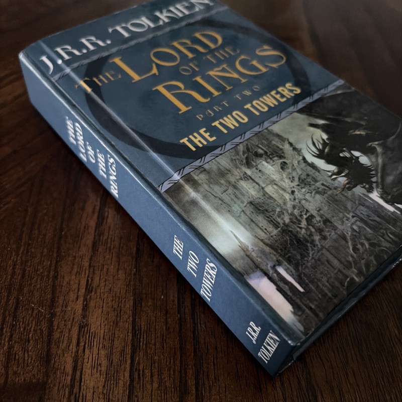 Lord Of The Rings Two Towers by J. R. R. Tolkien (1986, Library Binding) RARE gallery