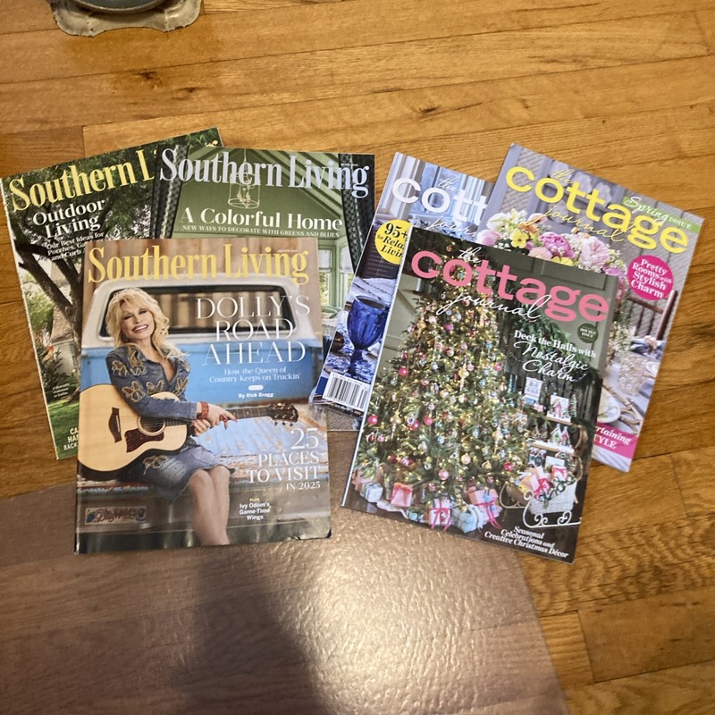 Lot of 3 Southern Living & 3 Cottage Journal Magazines, 23, 24 & 2025. Good.