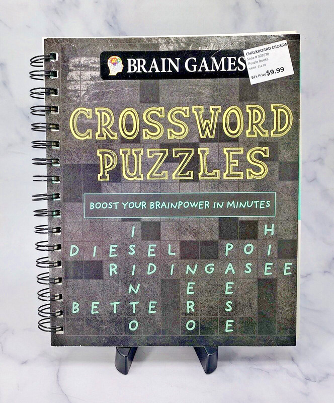 Brain Games Ser.: Brain Games – Crossword Puzzles (Chalkboard #2) 2021 Paperback