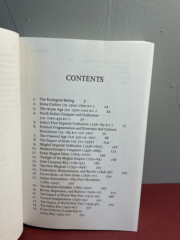 A New History of India Stanley Wolpert Fourth Edition 1993 Paperback Oxford gallery