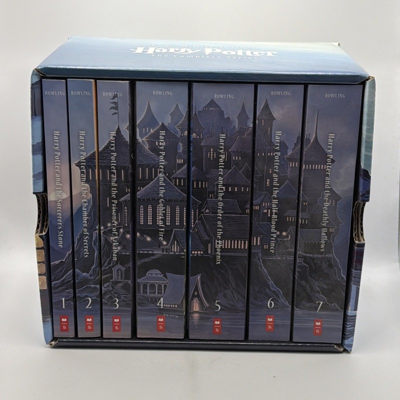 Slipcased J.K. Rowling Special Edition Harry Potter Softcover 7-Book Box Set