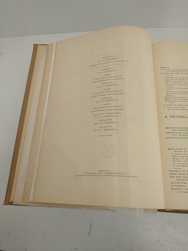 Antique 1928 Webster's New International Dictionary G & C Merriam Company gallery