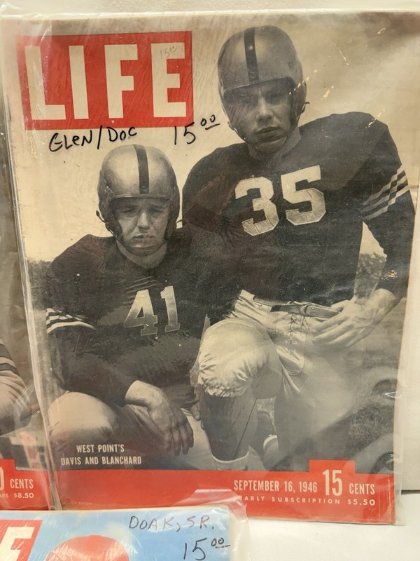 Life Magazine - Football Lot 5: 1940 - 1949 Ohio State, Michigan University Rare gallery