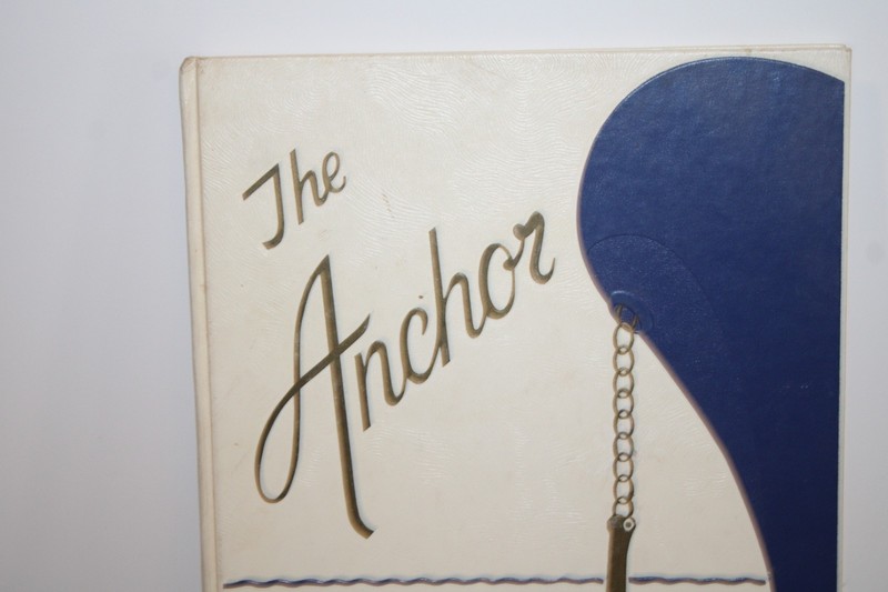 Vintage US Naval Training Center San Diego The Anchor Yearbook Company 87-022 gallery