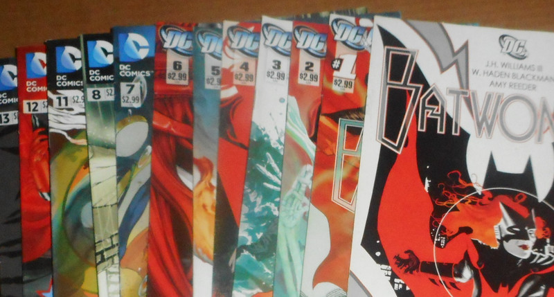 LOT OF 18 DC COMICS , THE NEW 52 , BATWOMAN # 0 TO # 20 . 2011 TO 2013 .