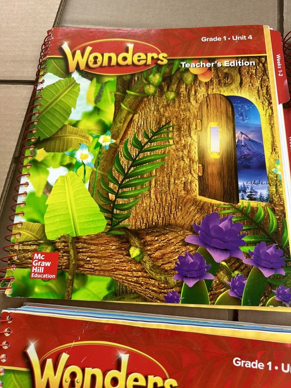 Wonders Grade 1 National Teacher's Edition by McGraw Hill - Good Condition gallery