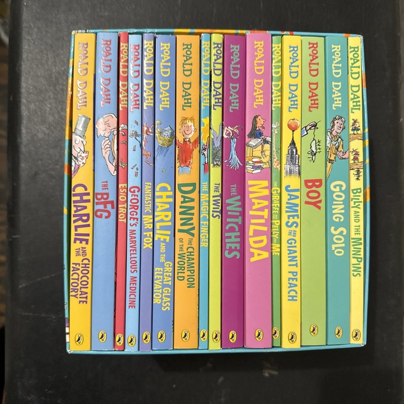 Roald Dahl Collection 16 Books Fantastic Stories Box Set Paperback Clean Nice