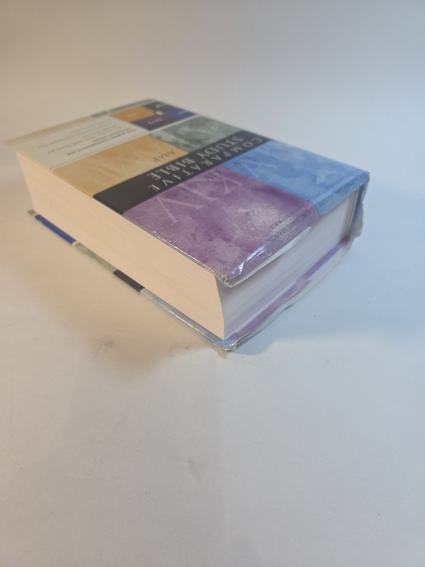 Comparative Study Bible - NIV/KJV/NASB/AMP (Hardcover) gallery