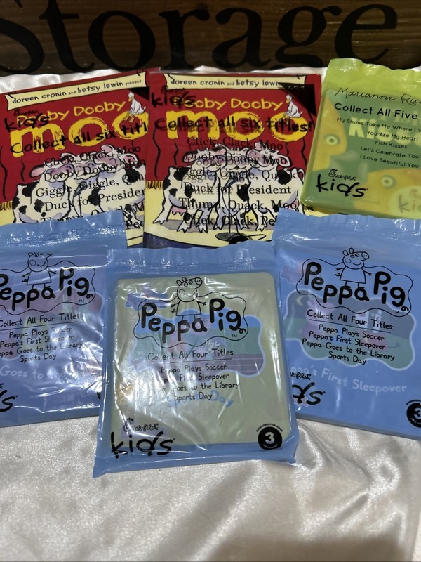 2014 NEW CHICK-FILL-A SEALED 3 of 4 PEPPA PIG SMALL BOARD BOOKS SET gallery