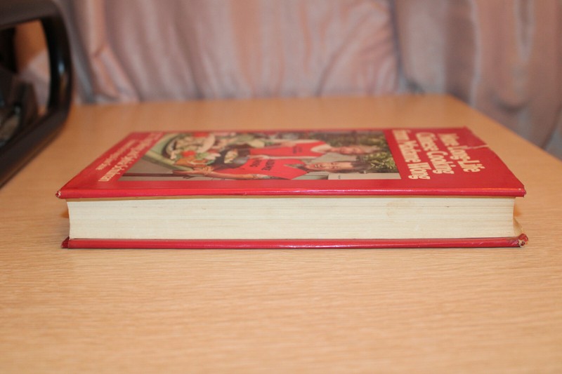 More Long-Life Chinese Cooking from Madame Wong by Sylvia Schulman SIGNED gallery