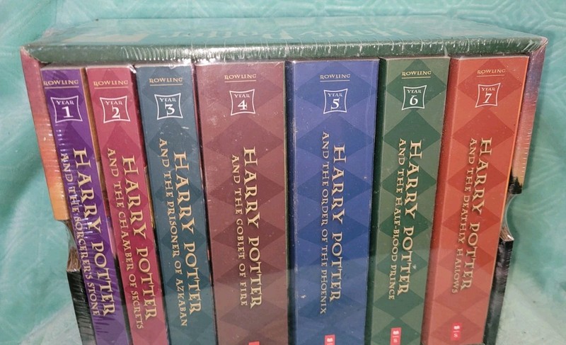 Harry Potter The COMPLETE SERIES JK Rowling Box Set Books & HOGWARTS NEW SEALED gallery