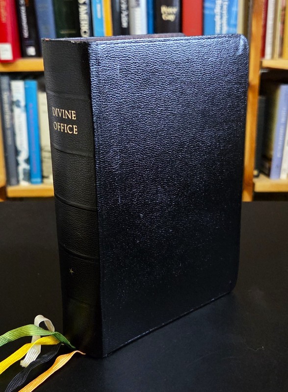 THE DIVINE OFFICE BREVIARY (Latin/English) 3 Volume Set (Leather) Slipcases 1963 gallery