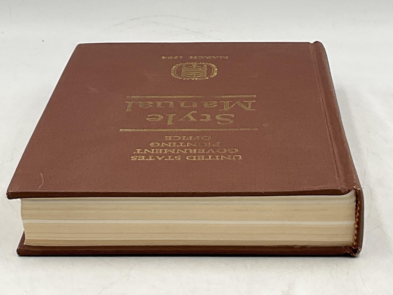 Style Manual United States Government Printing Office 1984 Hardcover gallery