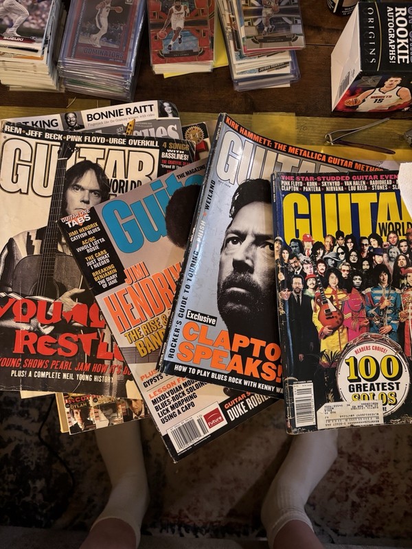 2 1/2 to 3Lbs Of 1990’s Guitar Magazines