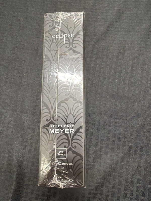 Twilight Eclipse Stephenie Meyer 1st Collectors Edition HC w Slipcase Sealed gallery