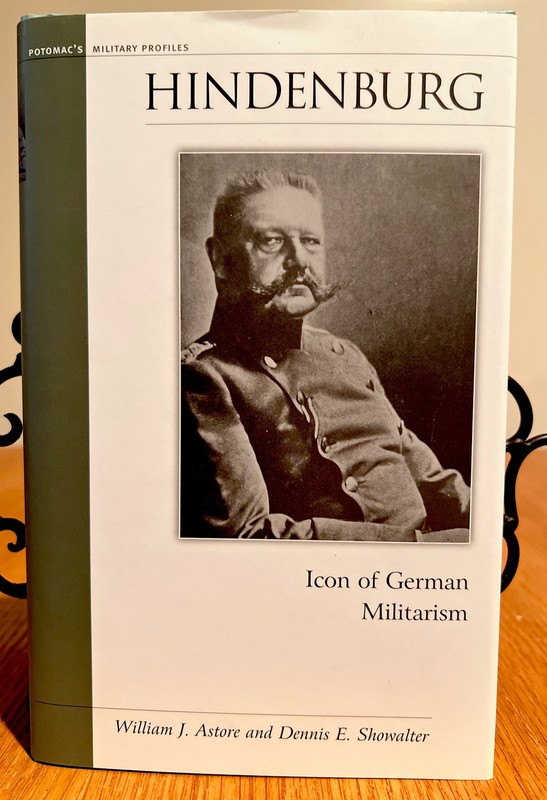 Military Profiles Ser;Hindenburg Icon of German Militarism (Hardcover, Used)-A3