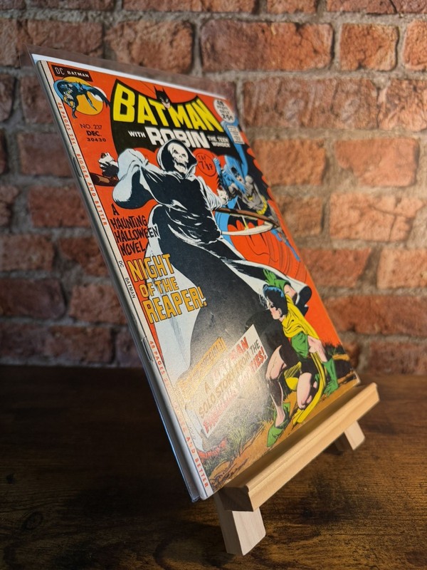 BATMAN #237 DC COMICS 1971, 1st APP REAPER, 1st RUTLAND FN/VF gallery