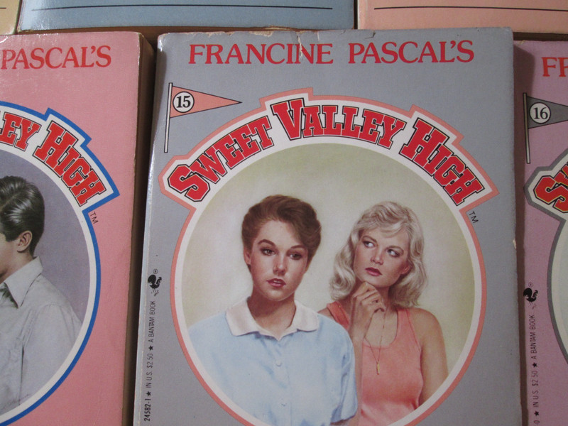 Lot #13 14 15 16 17 18 19 SVH Sweet Valley High by Francine Pascal Vintage PB gallery