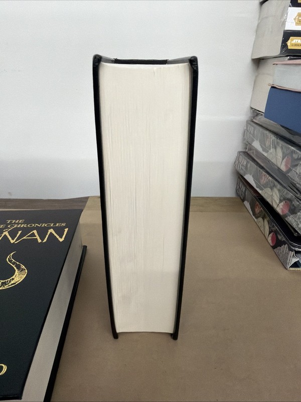COMPLETE ILLUSTRATED CHRONICLES OF CONAN Robert E Howard Faux Leather Bound gallery