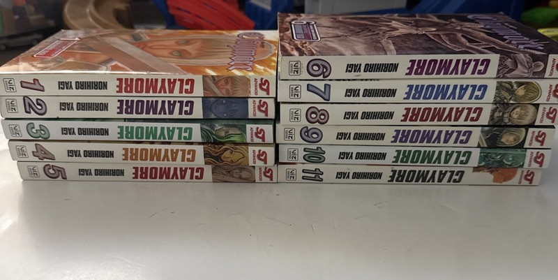 Claymore by Norihiro Yagi Volumes 1-11 Set English Manga