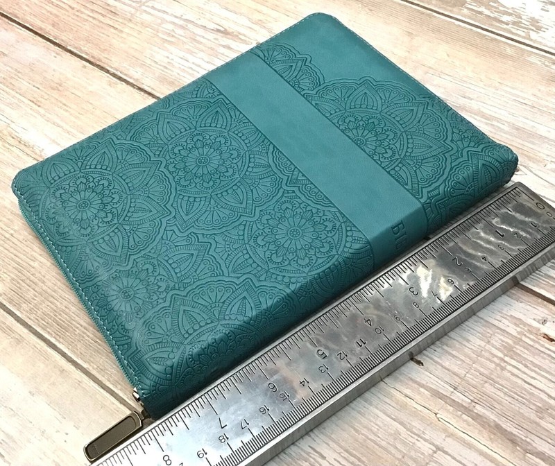 Ukrainian Bible medium size 145 x 205 mm Zipper Thumb Index Silver Edges БІБЛІЯ gallery